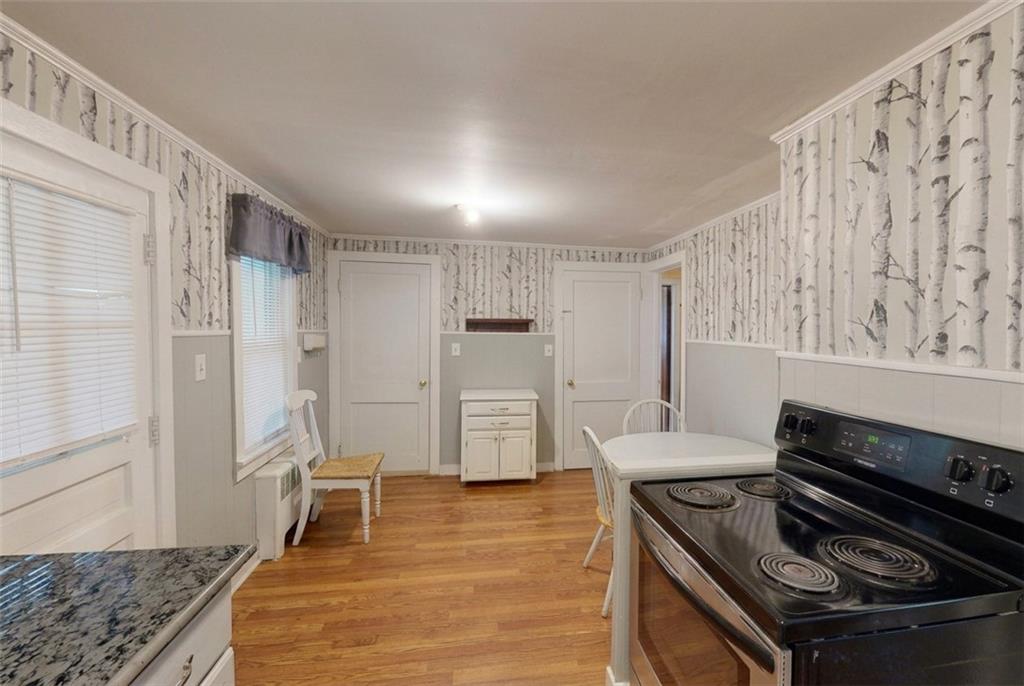 21 Narragansett Road Property Photo 9