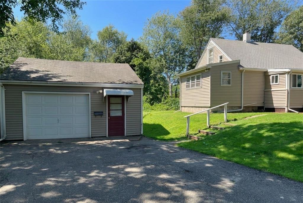 21 Narragansett Road Property Photo 17