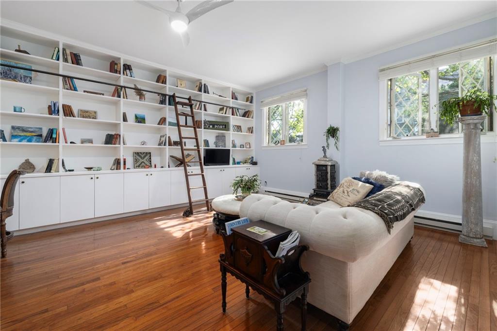78 Coggeshall Avenue Unit 3 Property Photo 8