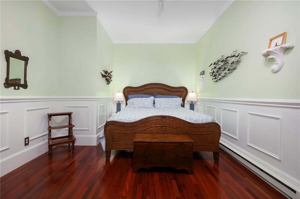 78 Coggeshall Avenue Unit 3 Property Photo 14
