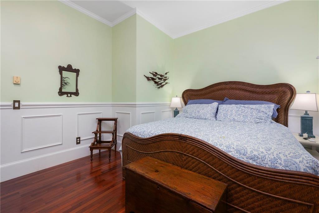 78 Coggeshall Avenue Unit 3 Property Photo 17