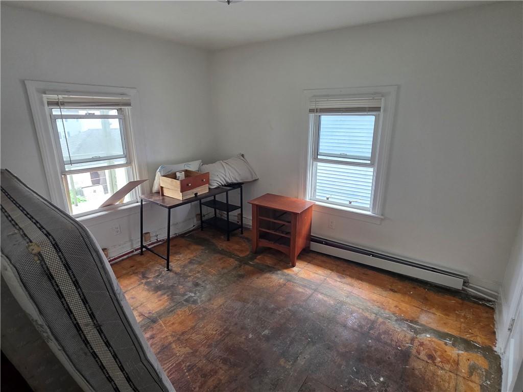 160 Superior Street Property Photo 9