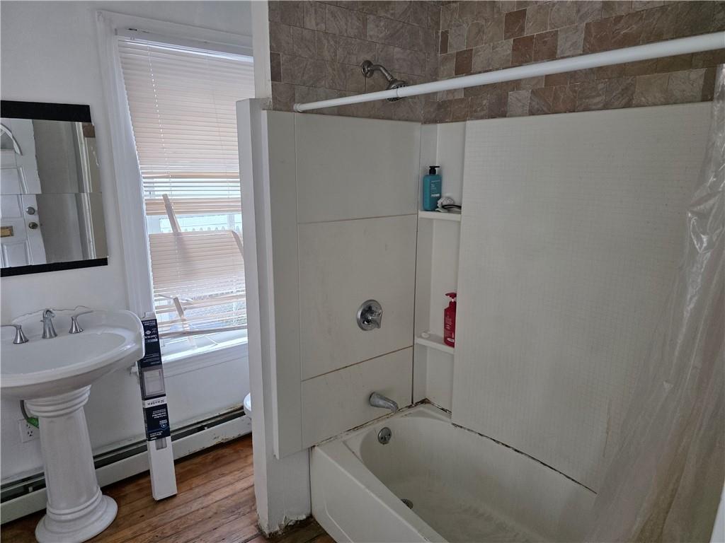 160 Superior Street Property Photo 14
