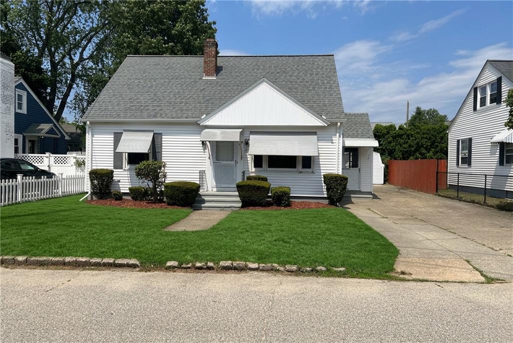 181 Fiat Avenue Property Photo 2