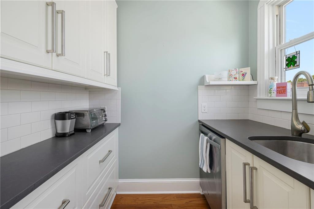 843 Hope Street Unit 3 Property Photo 16