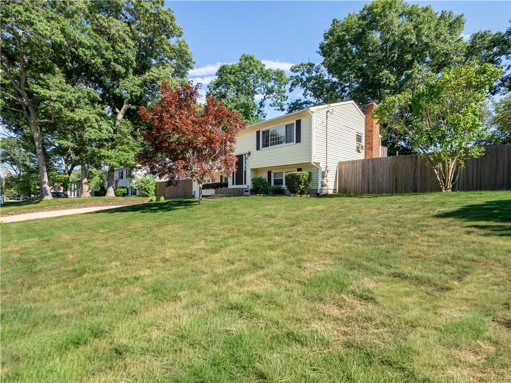 150 Acorn Lane Property Photo 4