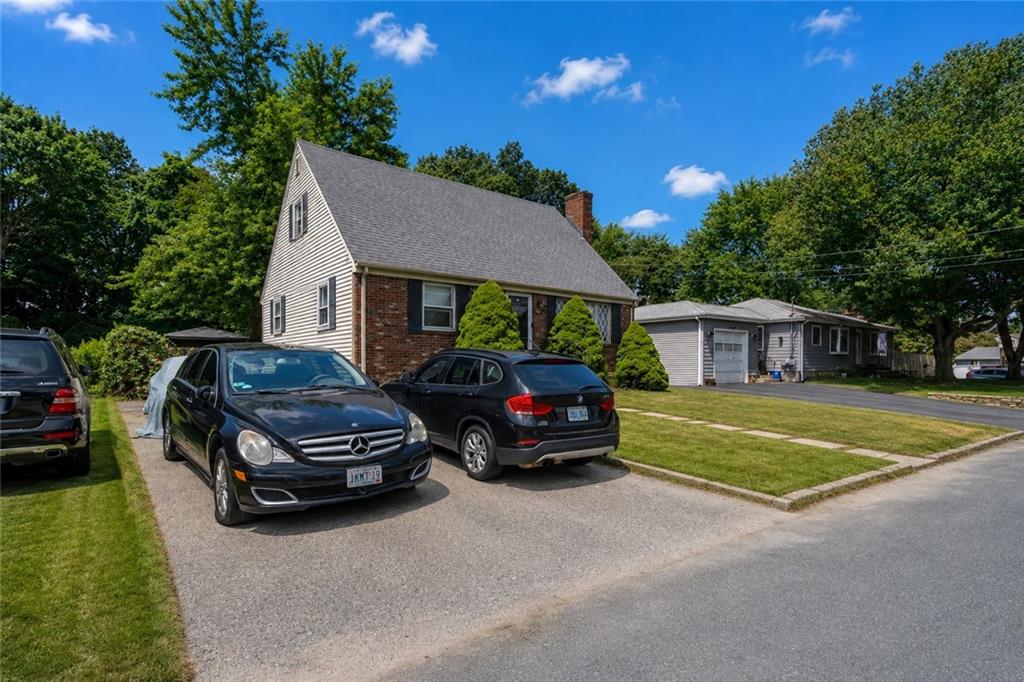 24 Alden Street Property Photo 3