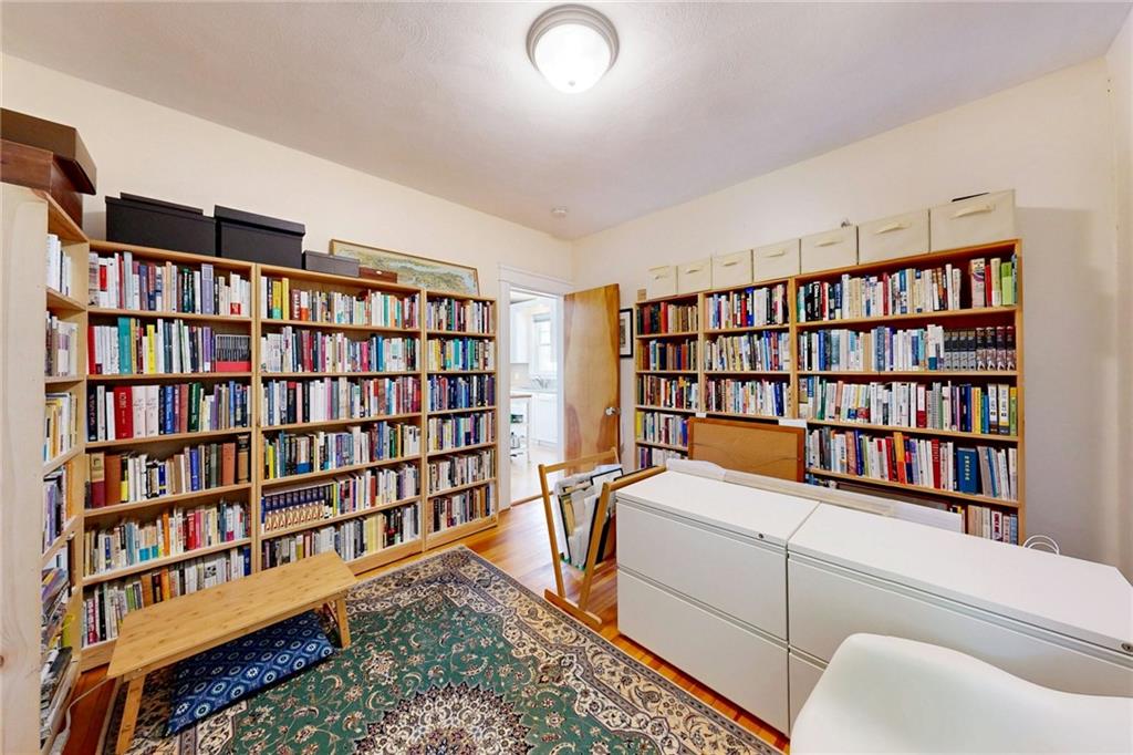 95 Basswood Avenue Property Photo 26