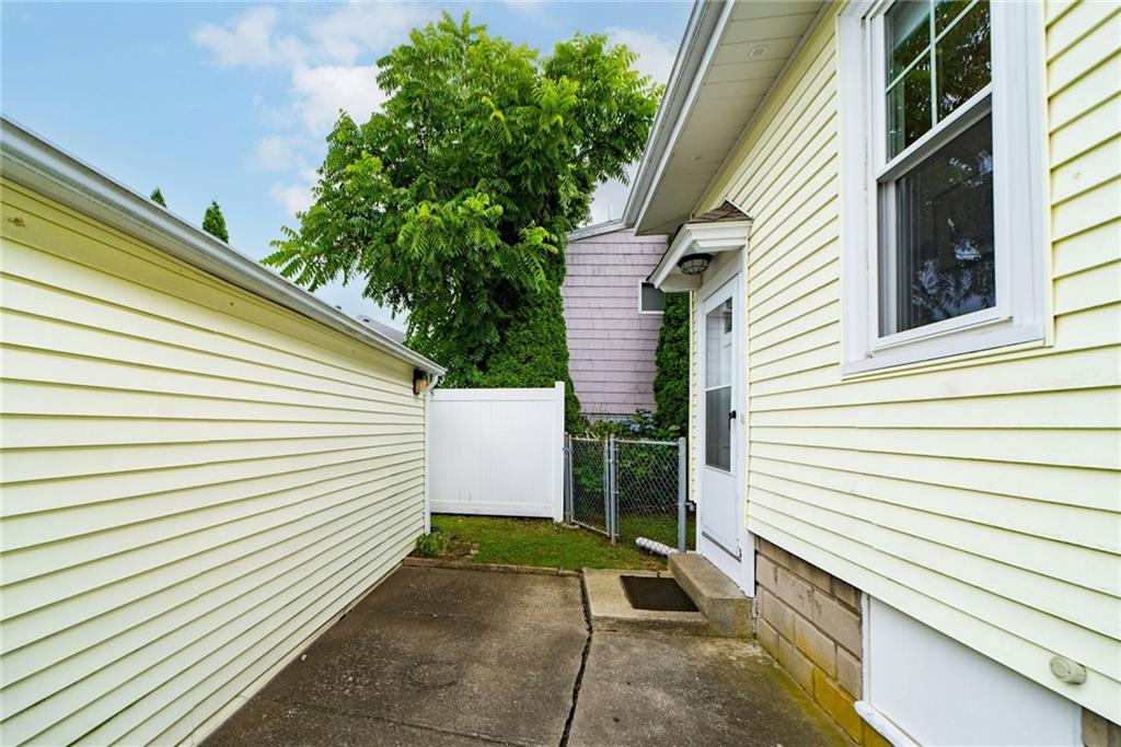 95 Basswood Avenue Property Photo 30
