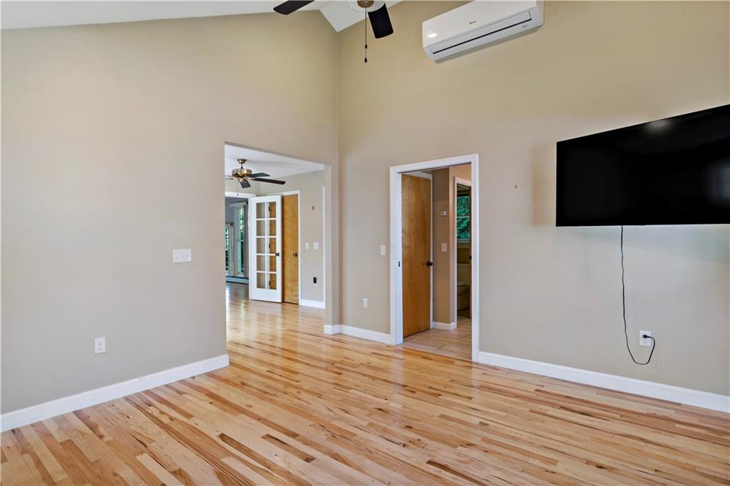 813 South Road Property Photo 19