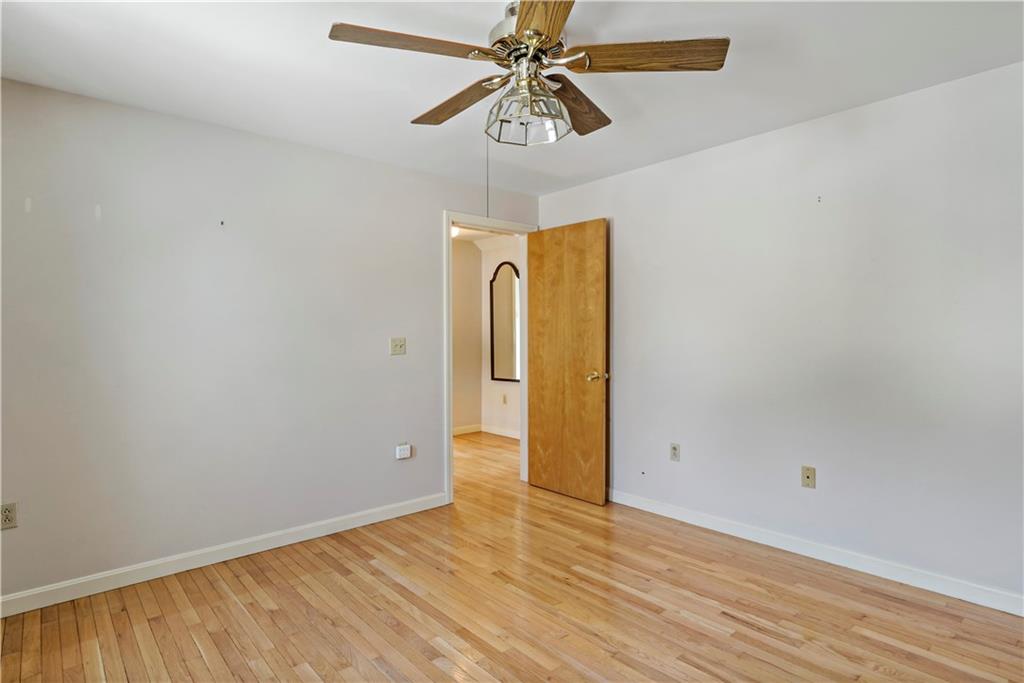 813 South Road Property Photo 25