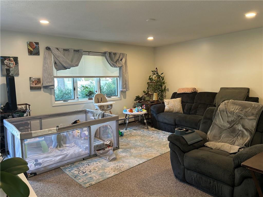 16 18 Manville Avenue Property Photo 4