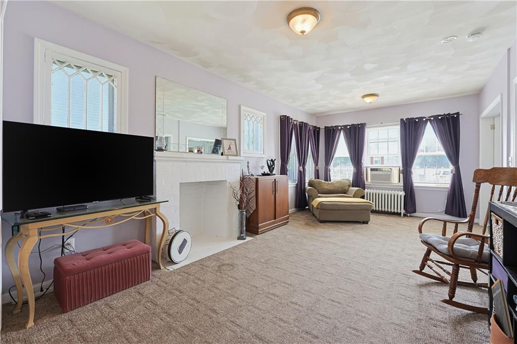 100 Centre Street Property Photo 5