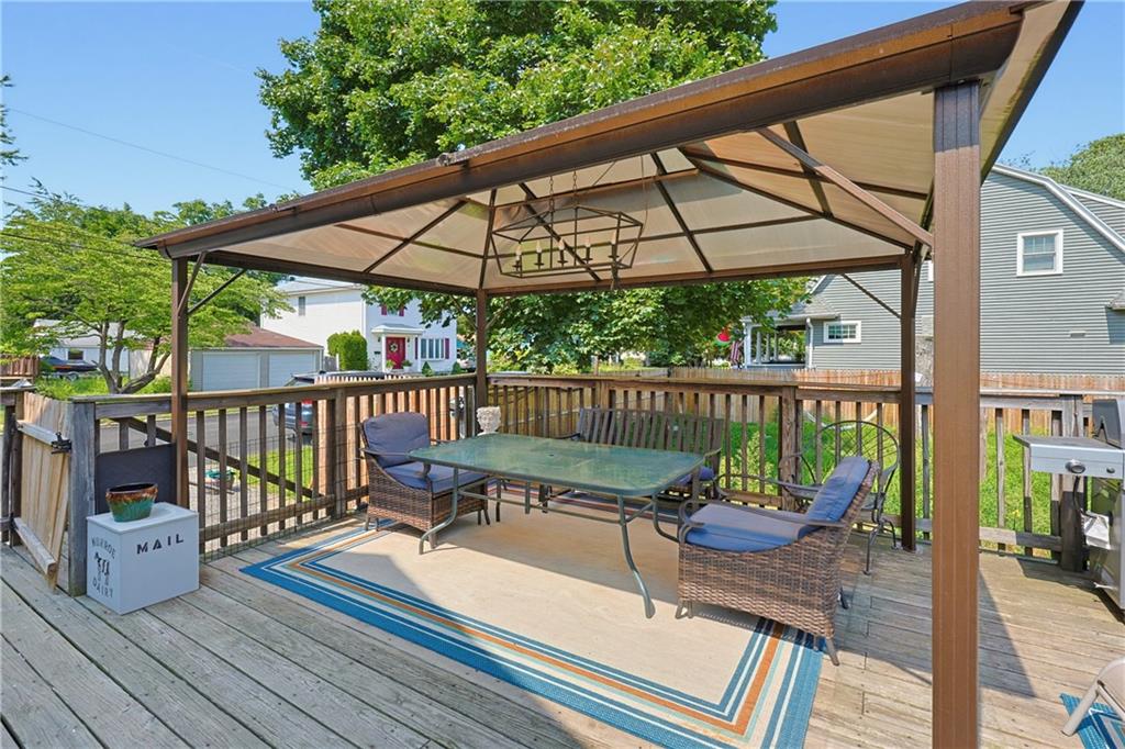 100 Centre Street Property Photo 24
