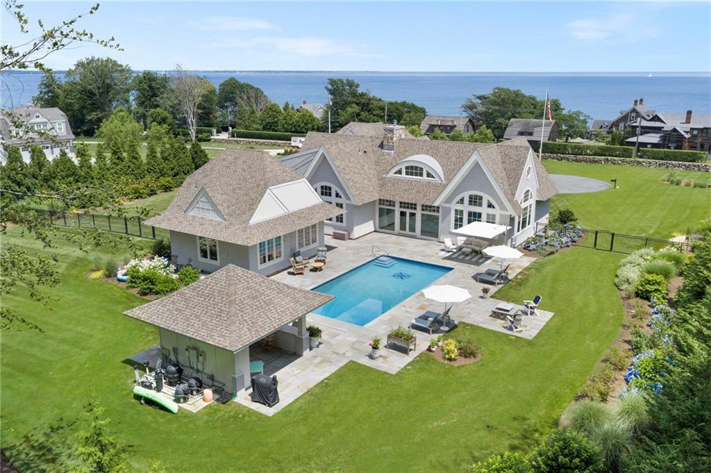 309 Ocean Road Property Photo 4