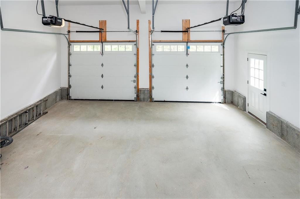 22 Saddlebrook Drive Property Photo 8