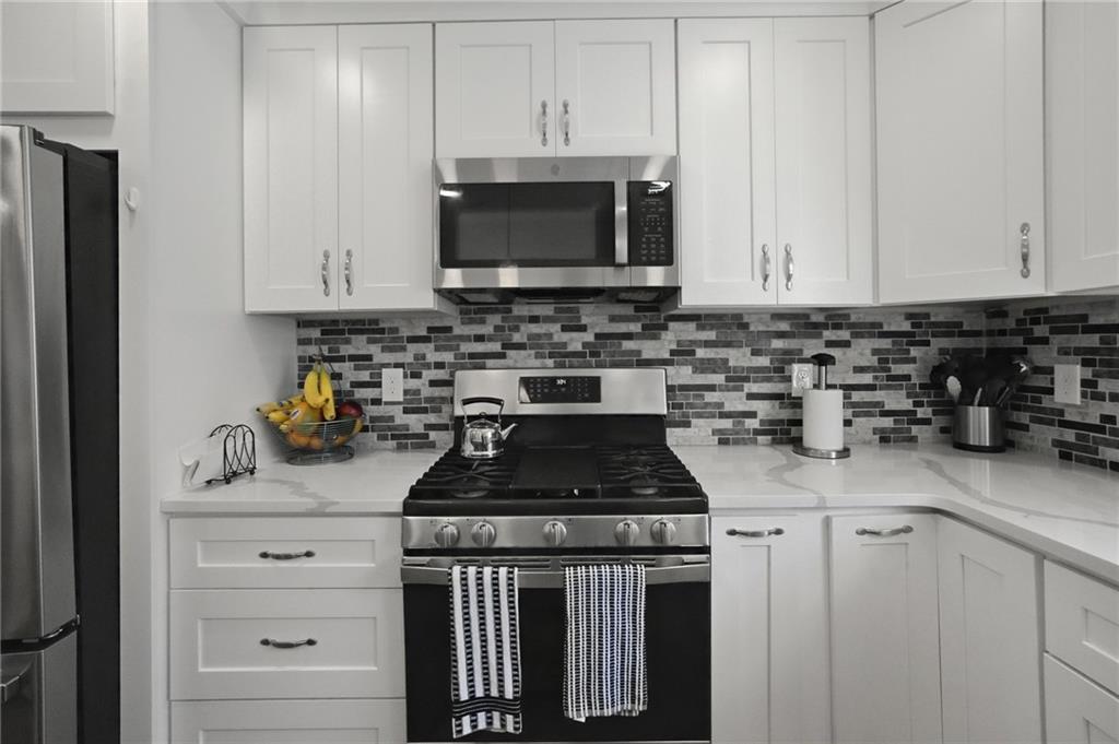 88 Reservoir Avenue Property Photo 11