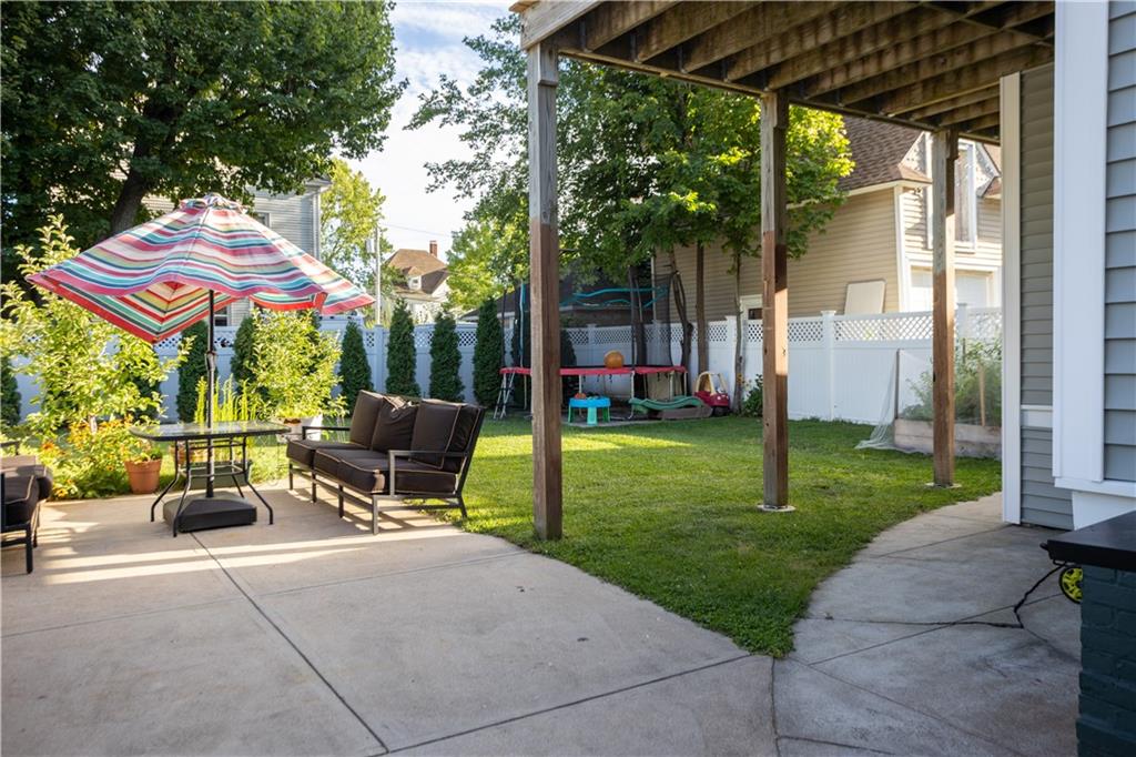 26 Oakland Avenue Property Photo 12