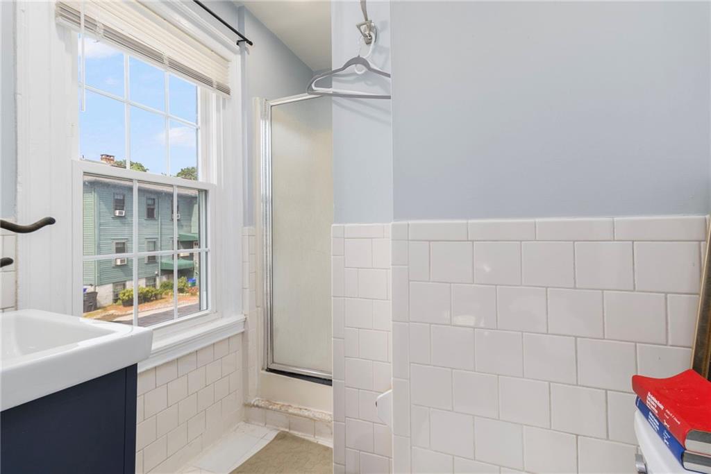 74 John Street Property Photo 16