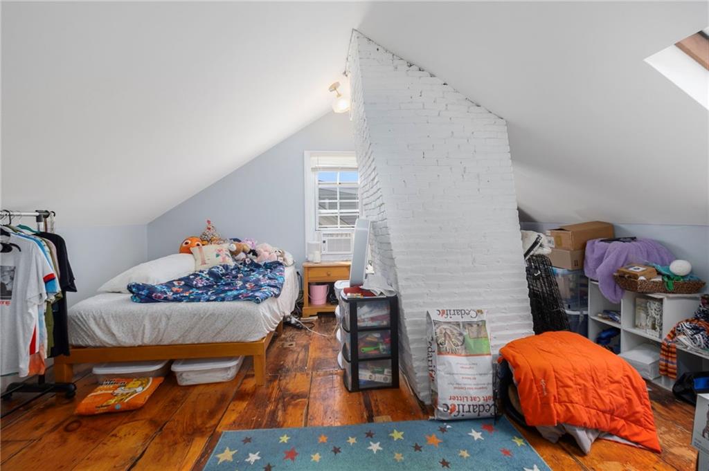 74 John Street Property Photo 21