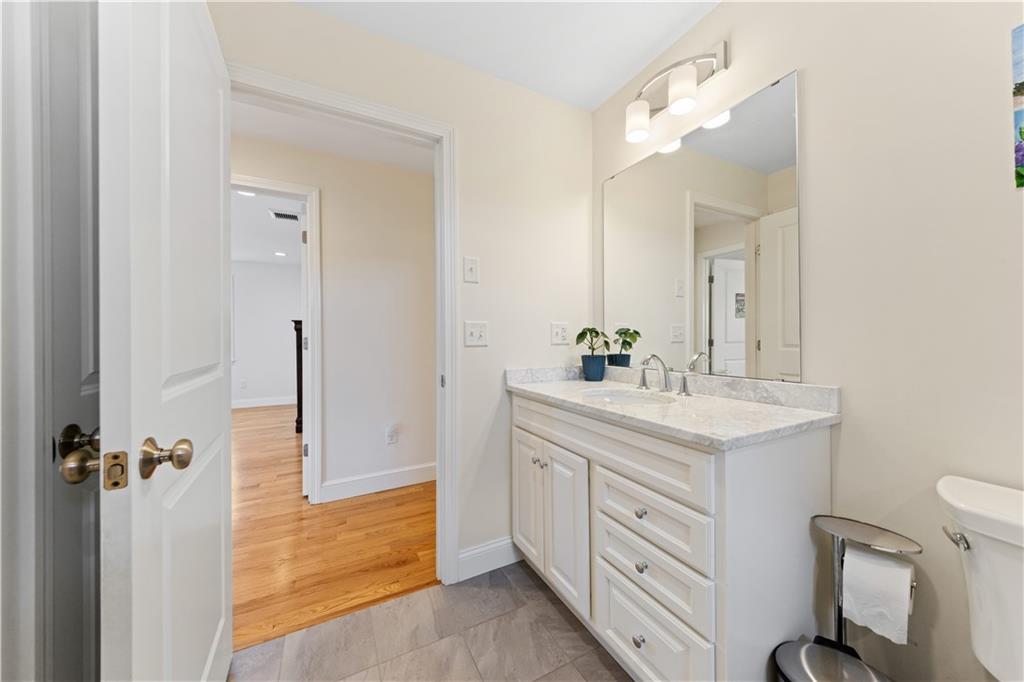 11 Aubin Street Property Photo 28