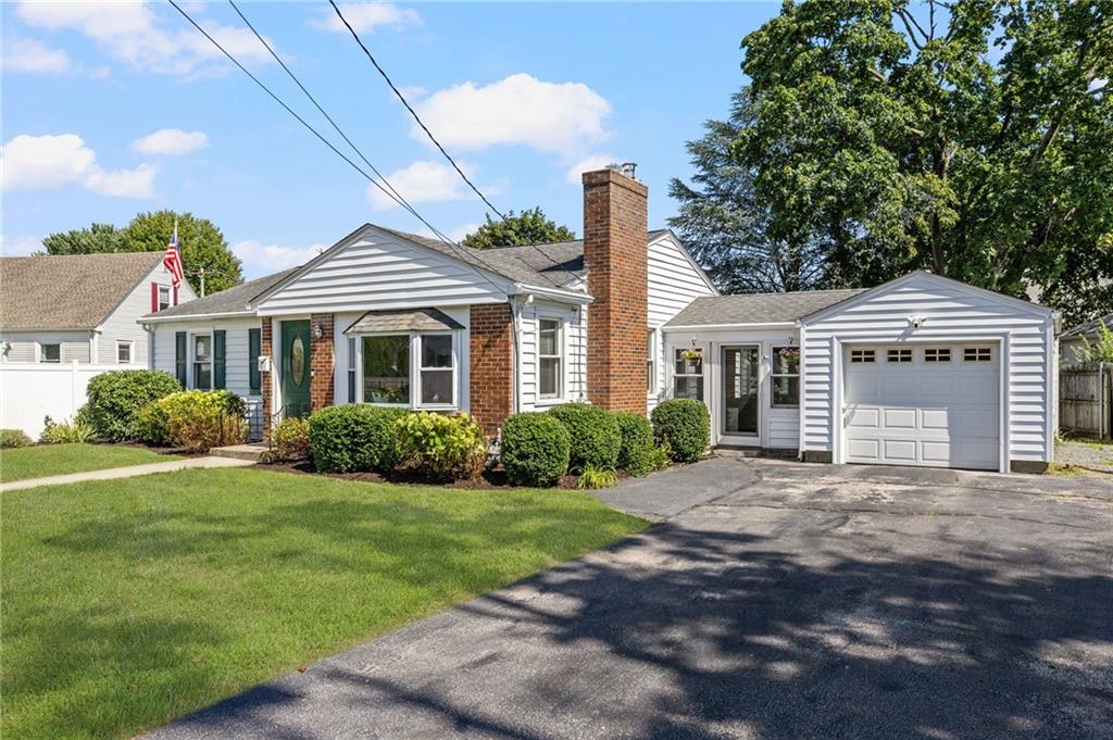 7 Woodbine Street Property Photo 5