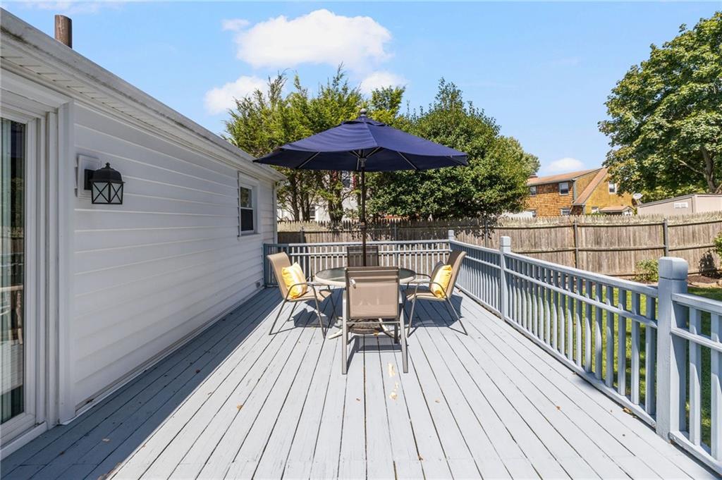7 Woodbine Street Property Photo 19