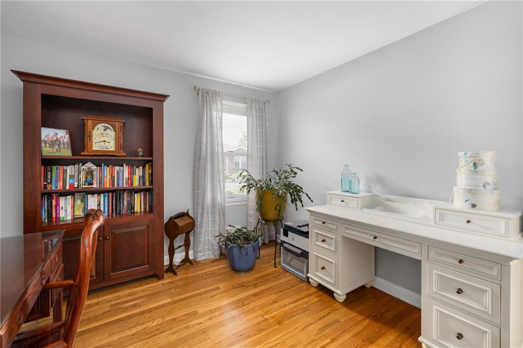 7 Woodbine Street Property Photo 22