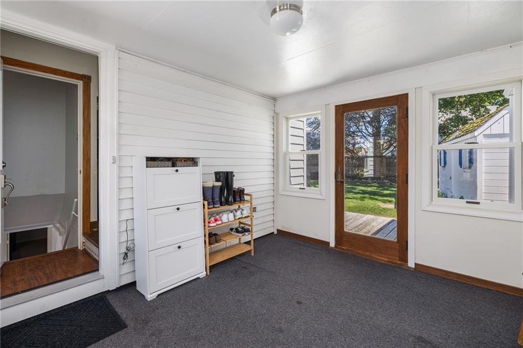 7 Woodbine Street Property Photo 35