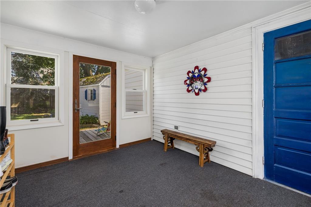 7 Woodbine Street Property Photo 36