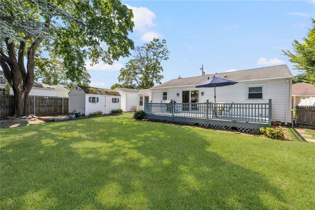 7 Woodbine Street Property Photo 40