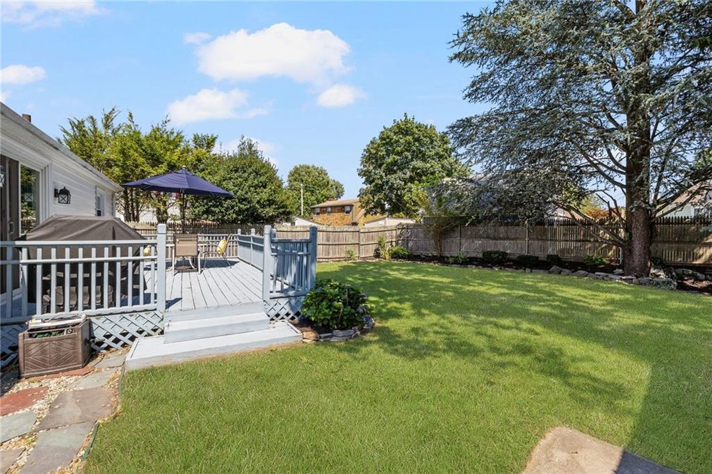 7 Woodbine Street Property Photo 46