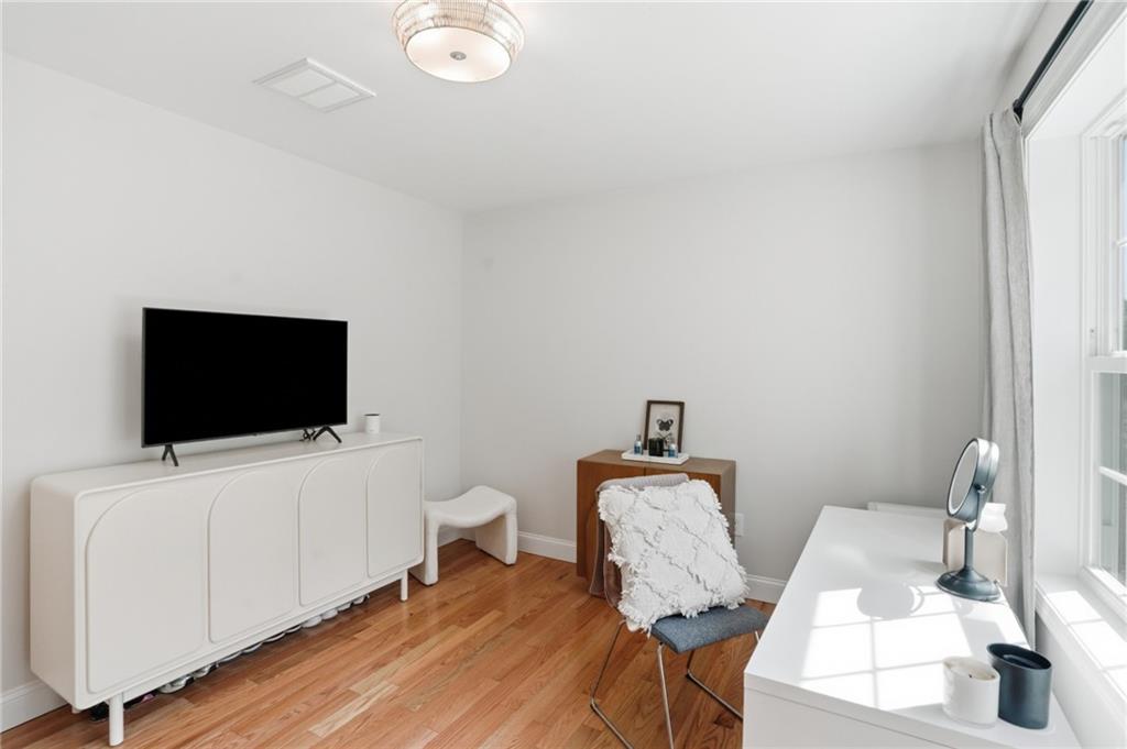 72 Wilbur Road Property Photo 33