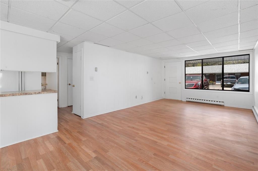 47 Kingsland Court Unit 6b Property Photo 15
