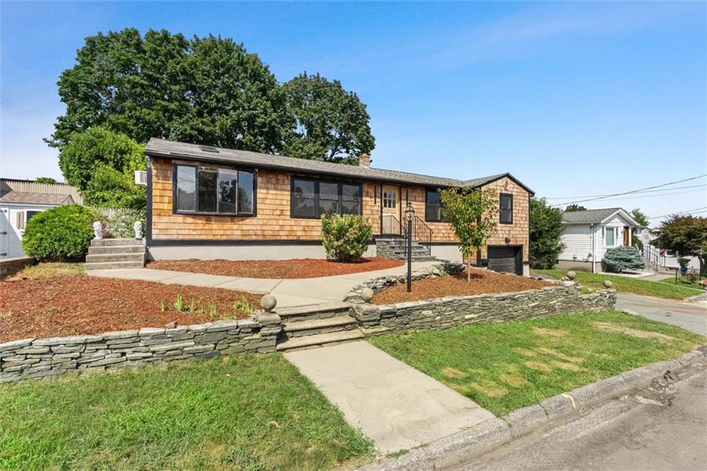 95 Hyde Street Property Photo 2