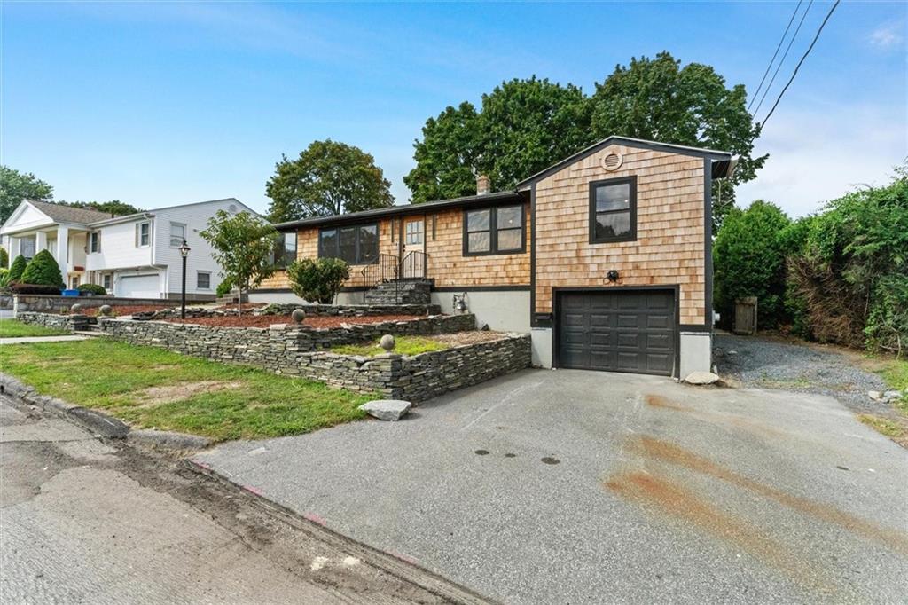 95 Hyde Street Property Photo 3