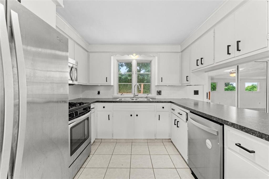 95 Hyde Street Property Photo 11