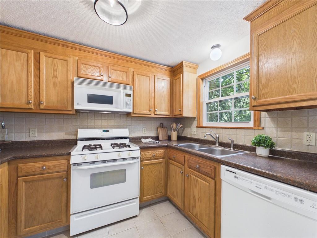 26 Eagle Run Unit B Property Photo 8