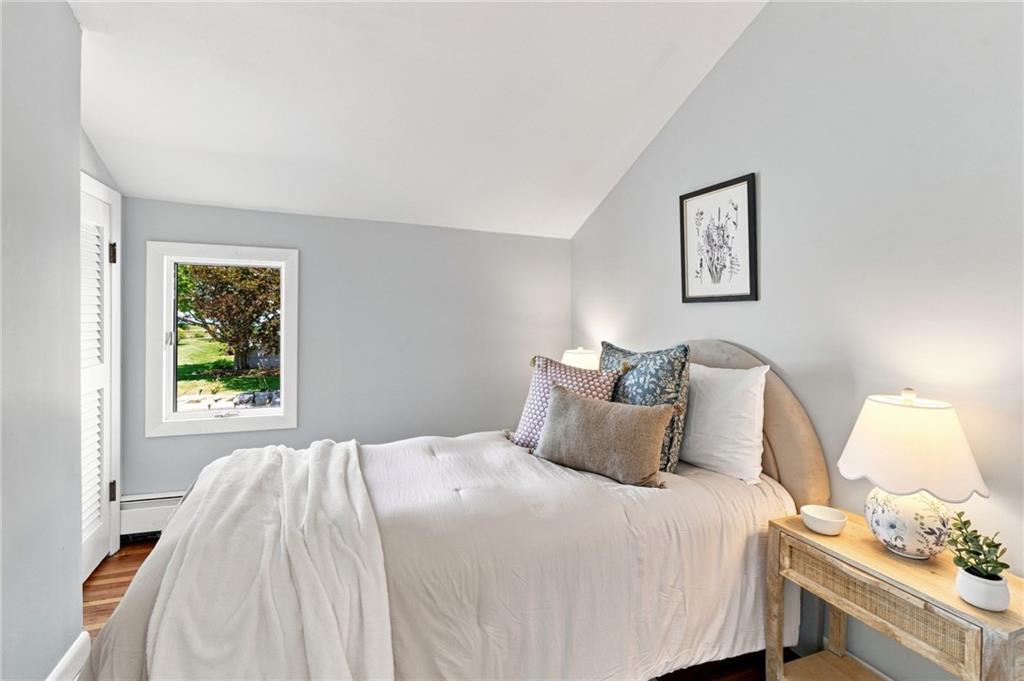 32 King Philip Avenue Property Photo 16