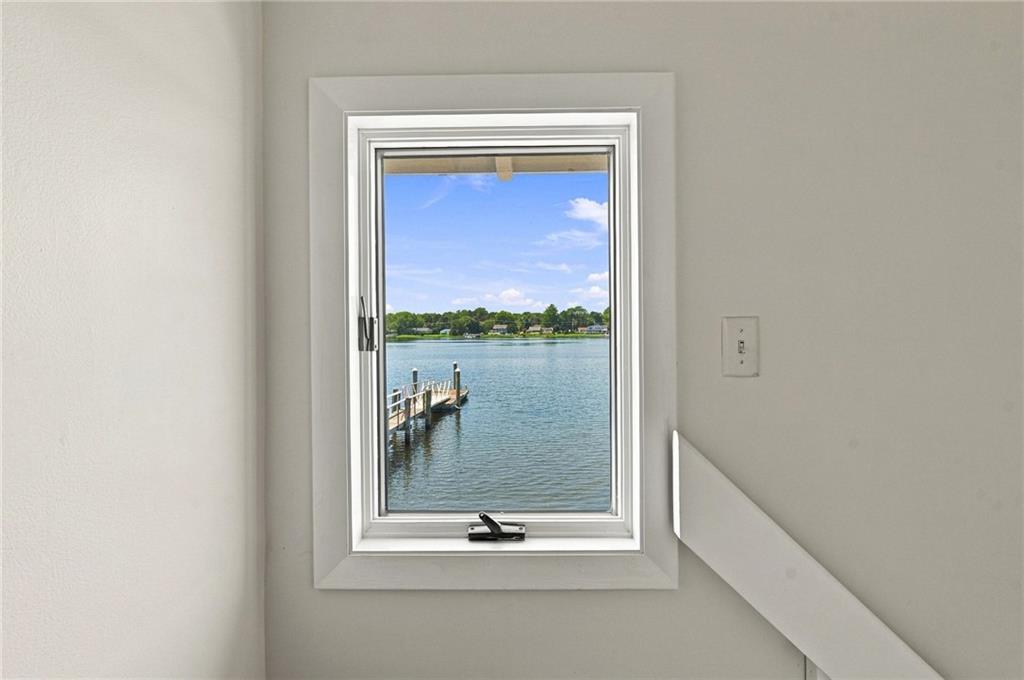 32 King Philip Avenue Property Photo 19
