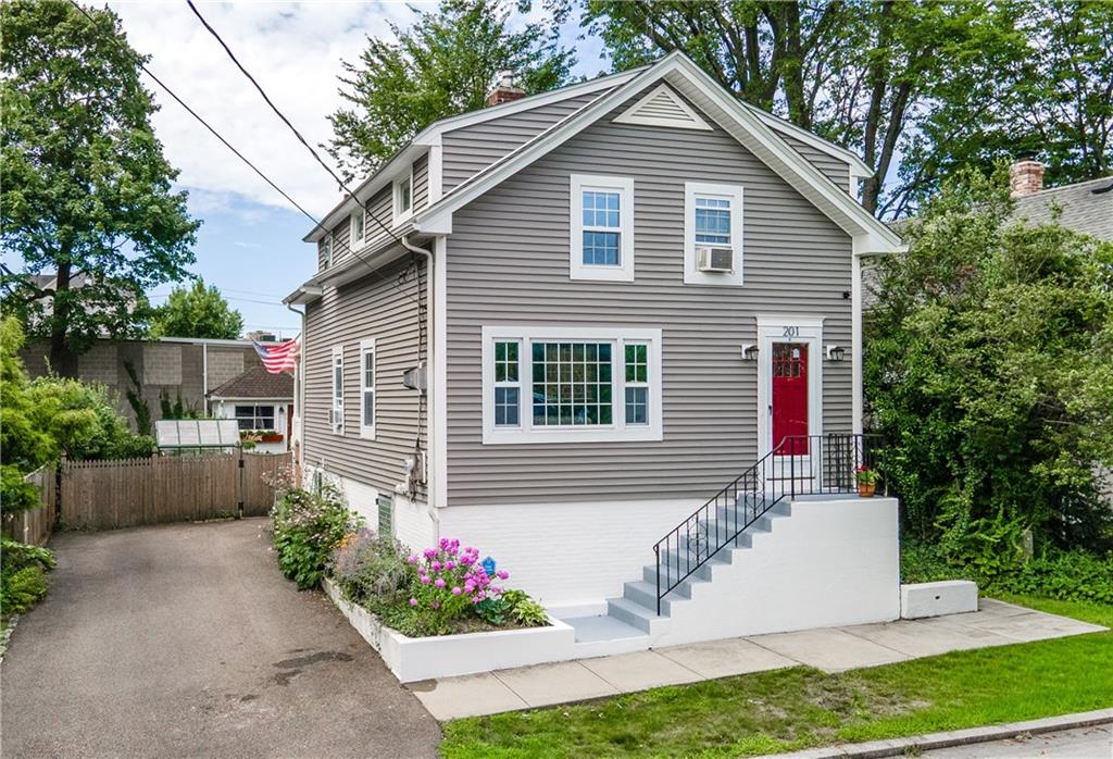 201 5th Street Property Photo 2