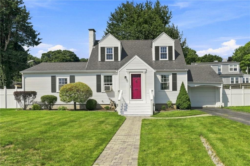 17 Ledge Road Property Photo 1