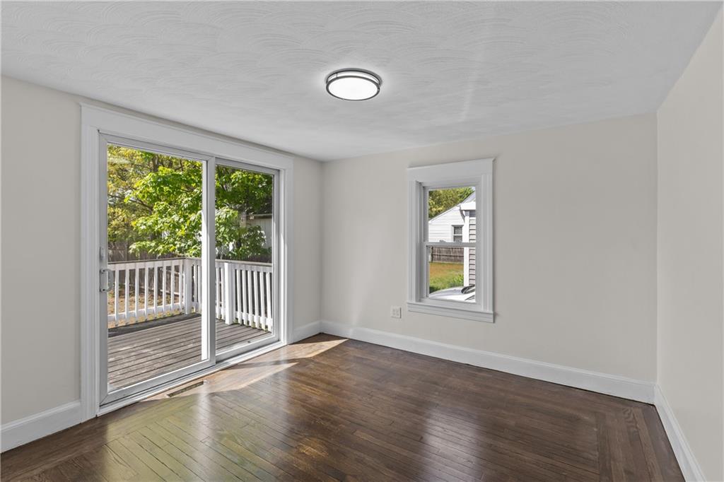 25 Gloria Street Property Photo 11