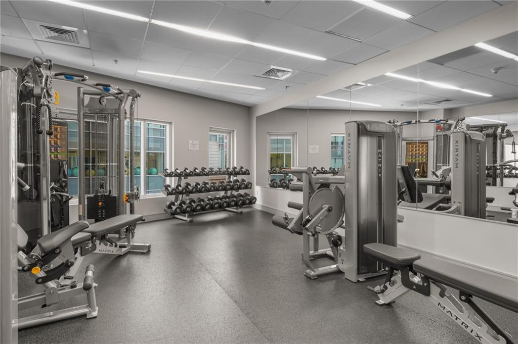 100 Exchange Street Unit 807 Property Photo 4