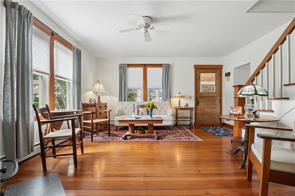 29 Howland Avenue Property Photo 10