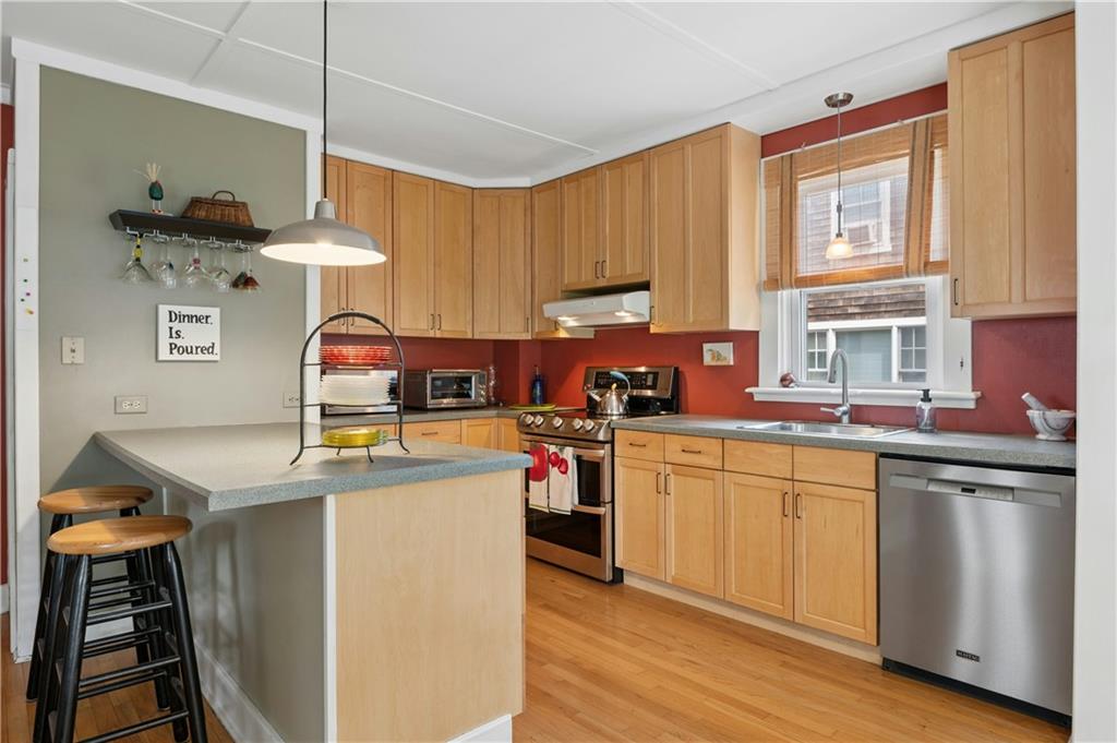 29 Howland Avenue Property Photo 14