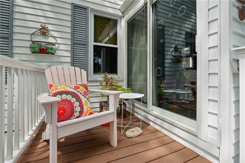 29 Howland Avenue Property Photo 32