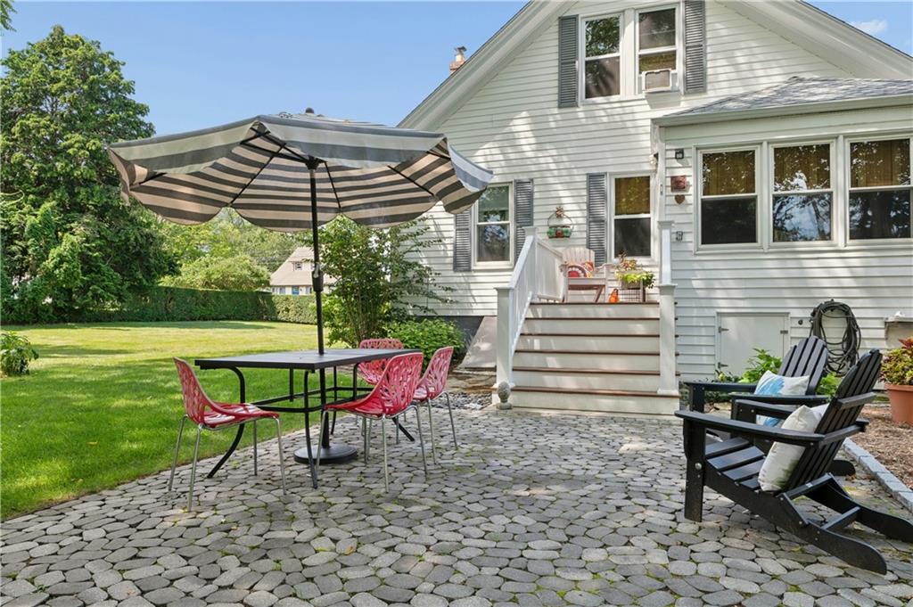 29 Howland Avenue Property Photo 33