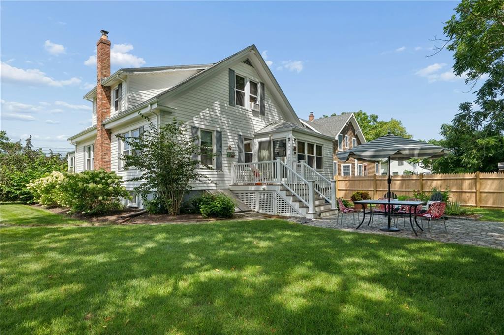 29 Howland Avenue Property Photo 38