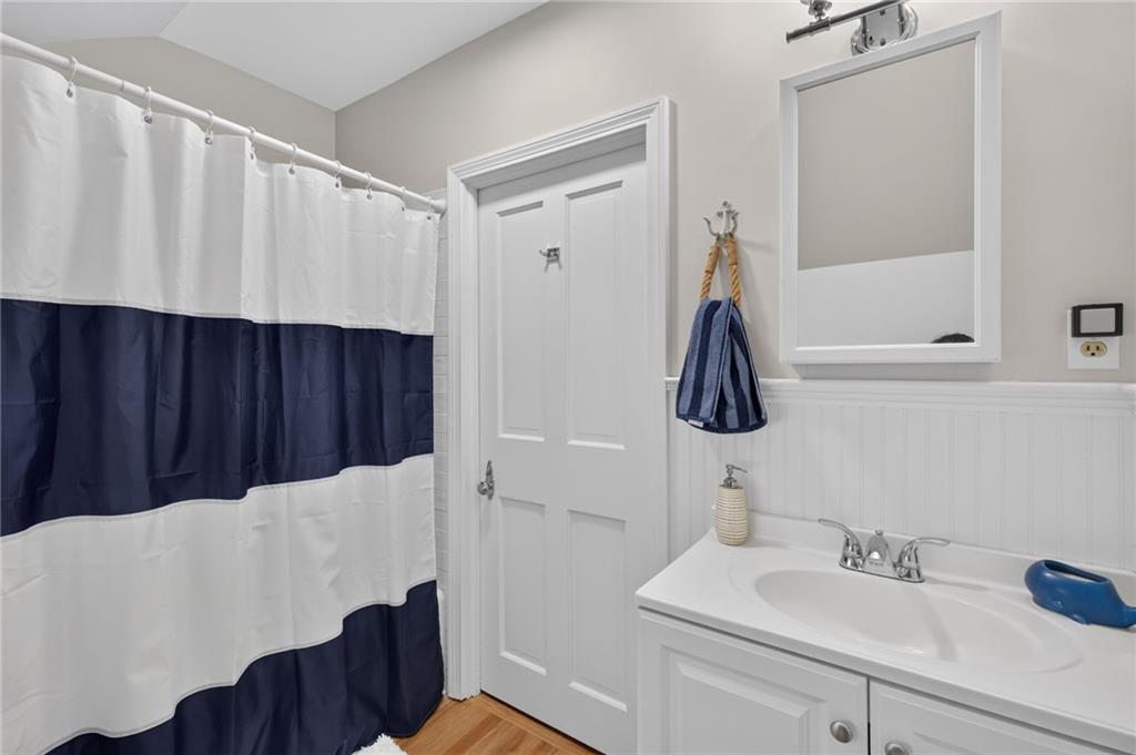 26 Lee Avenue Property Photo 36